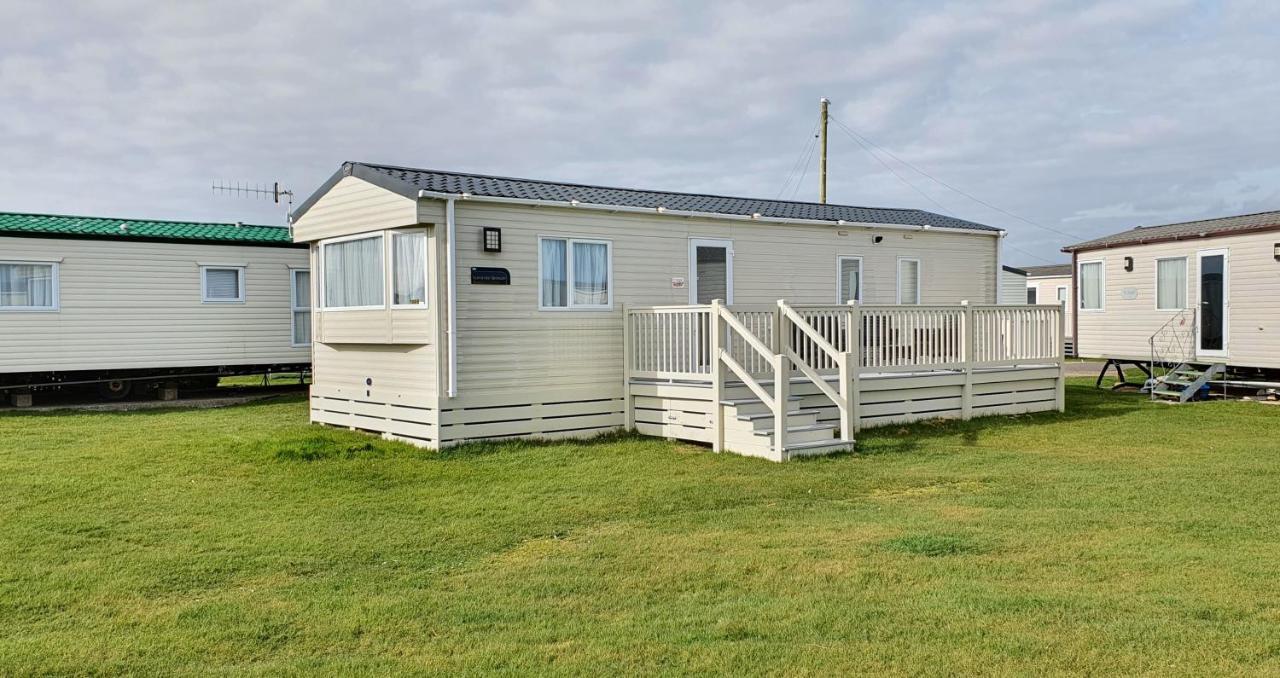 The Burrows Holiday Caravan, Seal Bay Selsey Bagian luar foto